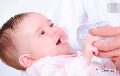 宝宝皮肤干燥是缺水吗,皮肤干燥缺水的宝宝教你解决