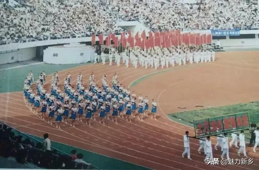 新乡传奇故事,河南新乡传奇故事