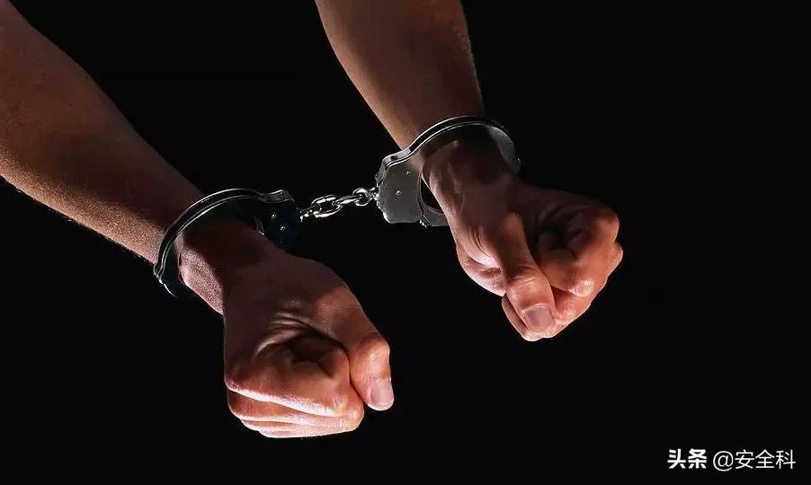 注安师证挂靠出了事故,注安师挂靠之后承担责任吗