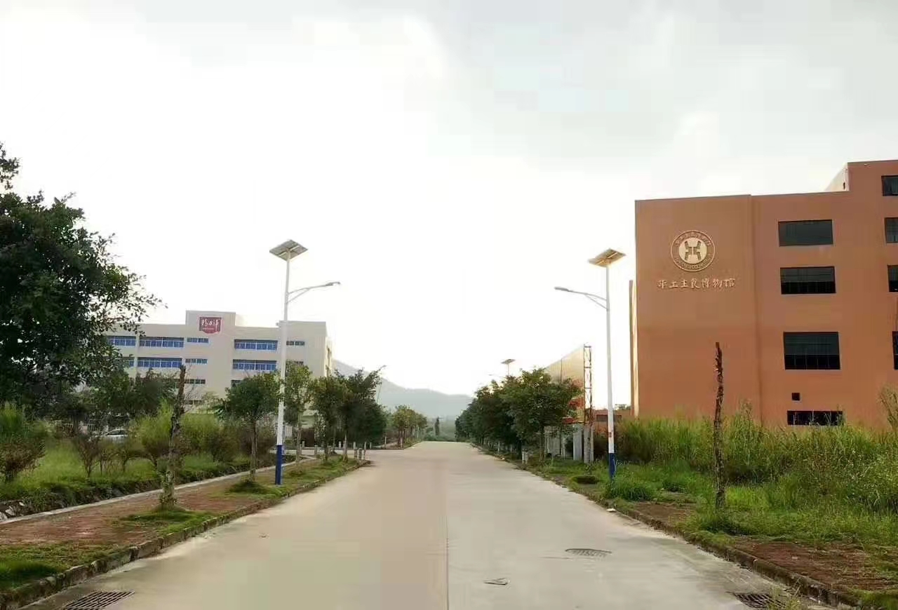 李振院长调研扶贫工作,谢喜来到仁村乡调研脱贫攻坚工作