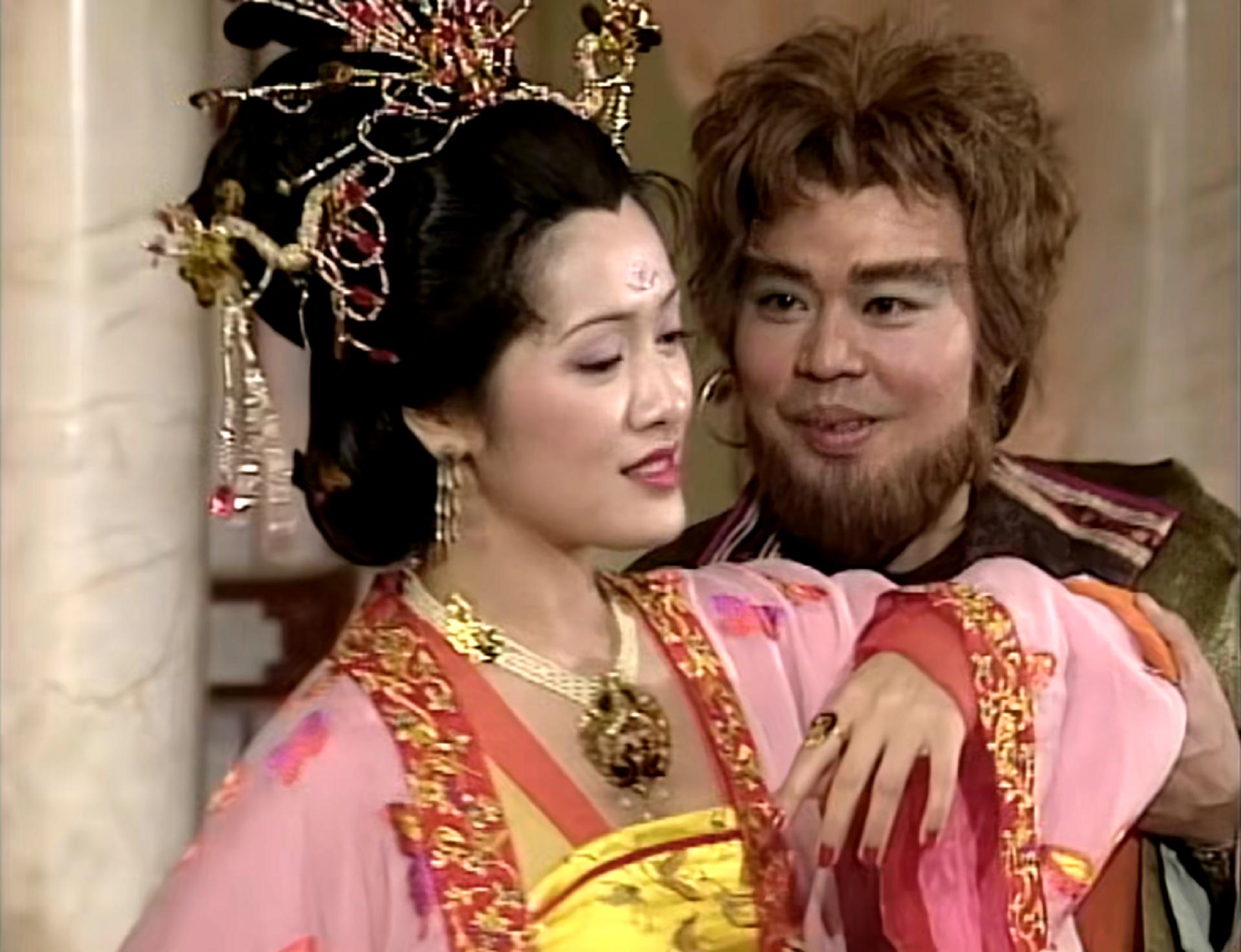 杨贵妃与安禄山唐明皇,杨贵妃与安禄山三件怪事