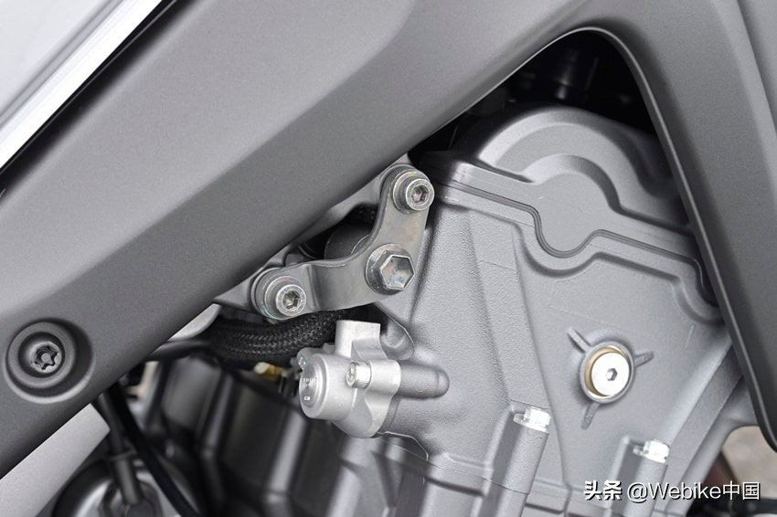 闆呴┈鍝坱racer9鍥藉唴鍞环,闆呴┈鍝坱racer9gt璇勬祴