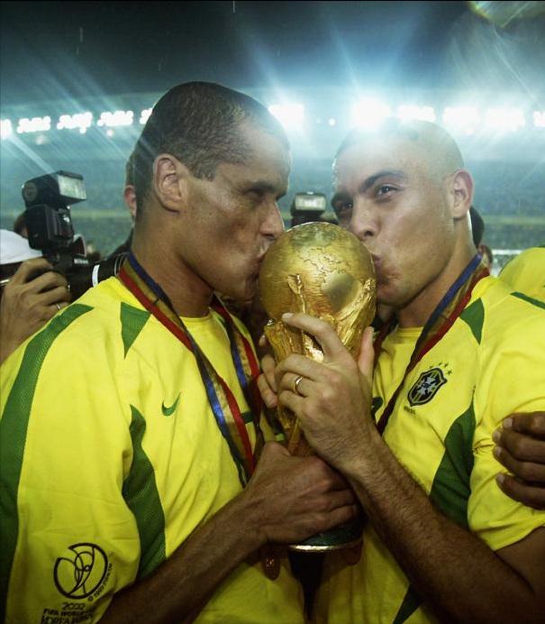 即便技战术水平不如欧洲杯，为何世界杯依然成为足球界第一赛事？