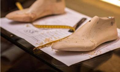 怎样挑选一双合适的鞋子,如何挑选一双好鞋子