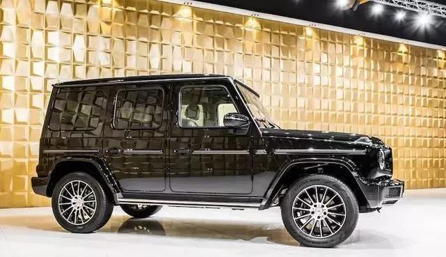 奔驰g级g350d驾驶体验,入门级g350奔驰最新报价多少