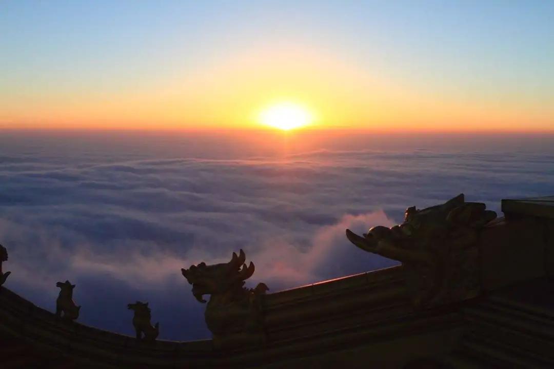 川西泡温泉看雪景,川西12月份最佳雪景泡温泉的地方