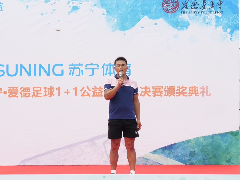 当硬汉遇上可爱的小女孩,当硬汉碰上小女孩