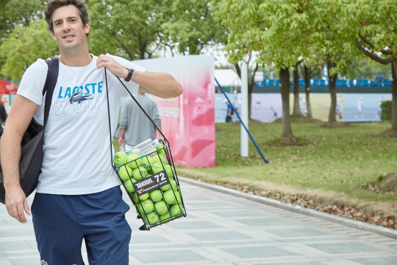 百岁山比赛专用水,百岁山网球