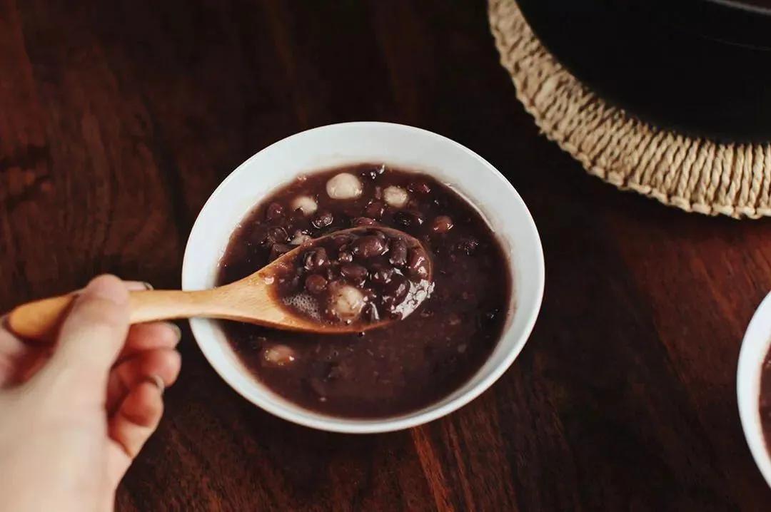 孩子脾虚影响身高和健康！一招看懂孩子脾胃虚不虚…