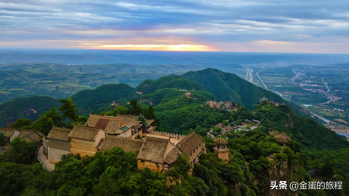 中国道教十大名山崆峒山景点图片,游览崆峒山道观走哪条路线