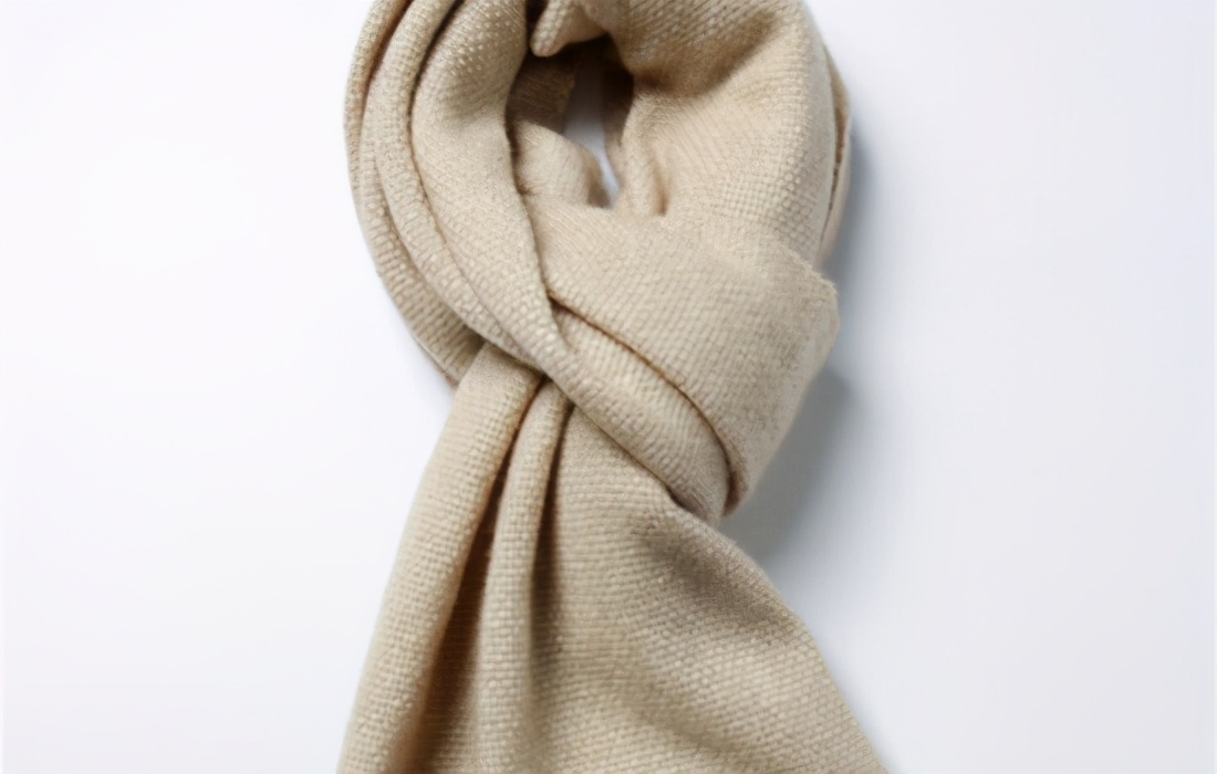 羊绒围巾掉毛怎么处理干净图片,新买的羊绒围巾掉毛怎么办