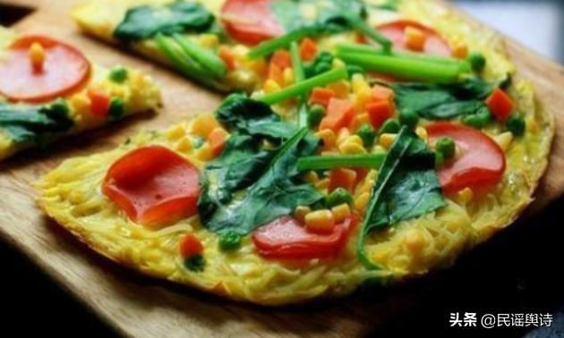 香菇鸡胸肉酱米线的家常做法,蛋包炒米线做法