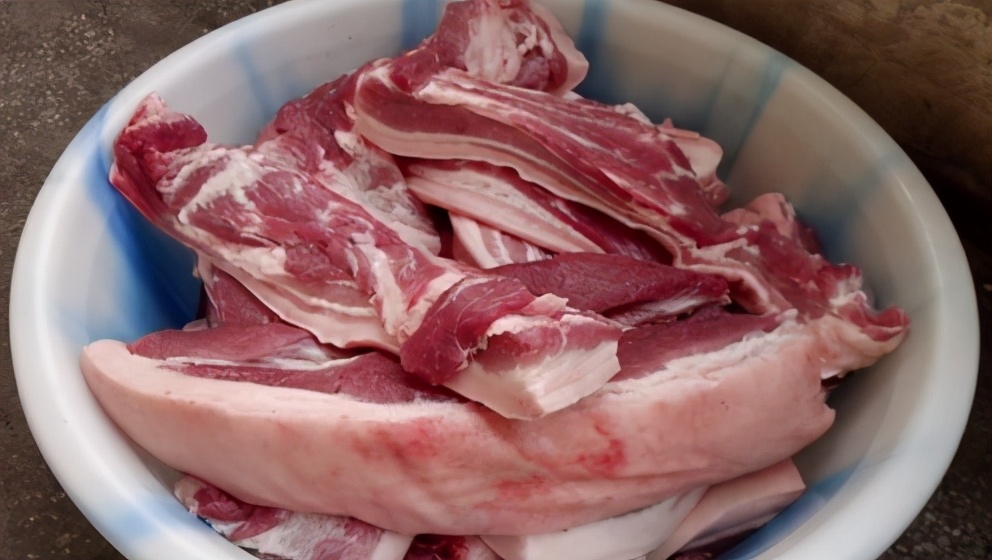 腌腊肉不要只加盐,纯盐腌腊肉的正确方法