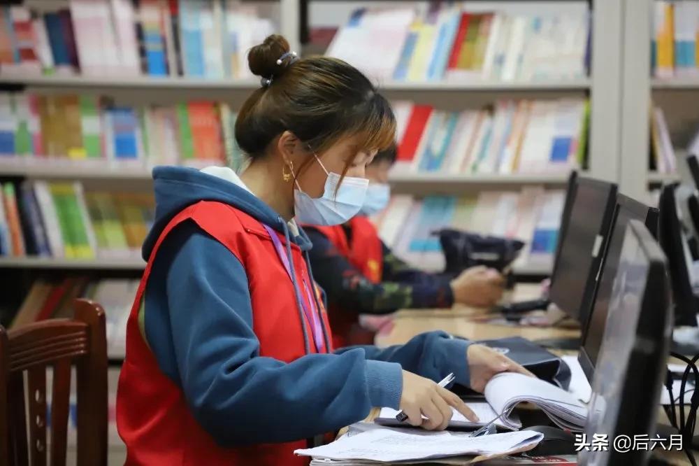 最美红马甲,最美红马甲公益