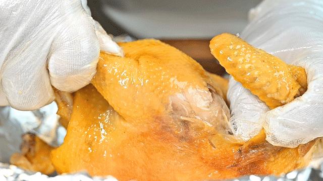 古法盐焗鸡爽爆了,传统盐焗鸡爆汁呈现