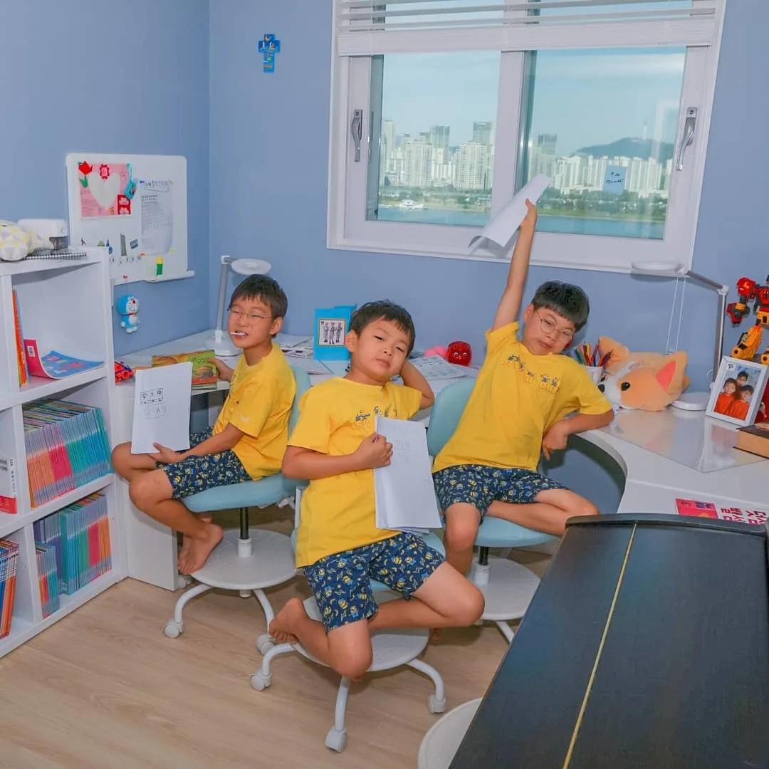 小时候的表情包长大后是什么样子,表情包小时候可爱长大后帅的一批