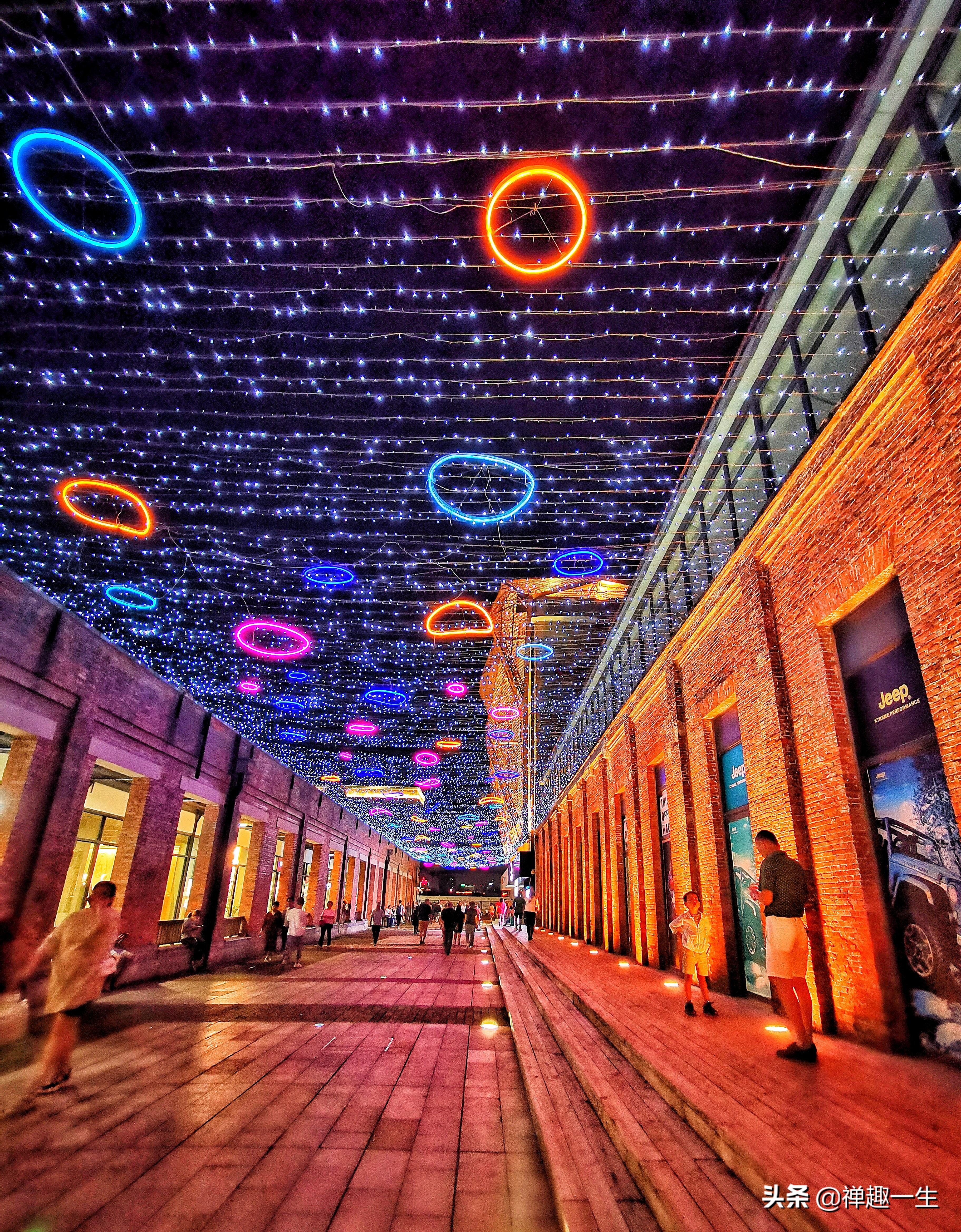 上海075两栖攻击舰在哪个区,075两栖攻击舰在上海哪里