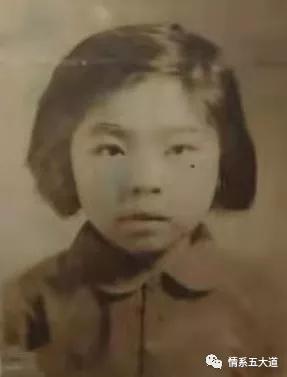 我在地下室给穷苦人代写书信