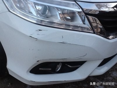 车被刮掉一点漆有必要报警吗,车被刮掉漆该去4s店吗