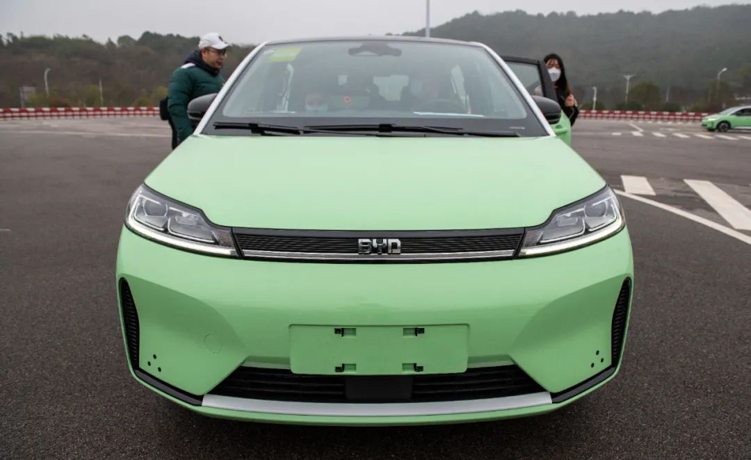 买车来跑滴滴划算还是租车划算呢,出行打滴滴划算还是自己买车划算