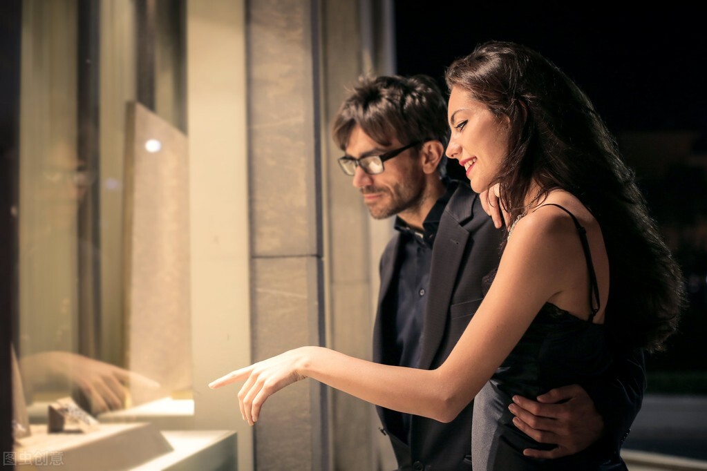 怎样在网上开网店卖东西,如何开网店的详细方法