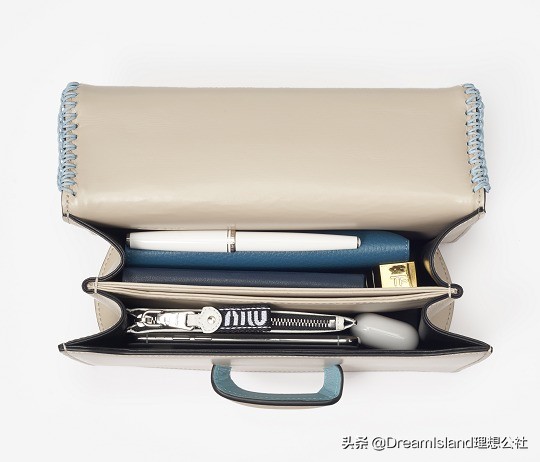 loewe半月形手袋手提包,loewe走秀款包包
