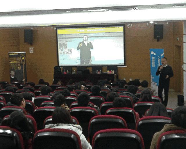 女人做销售比男人有什么优势,男人做销售的成功率