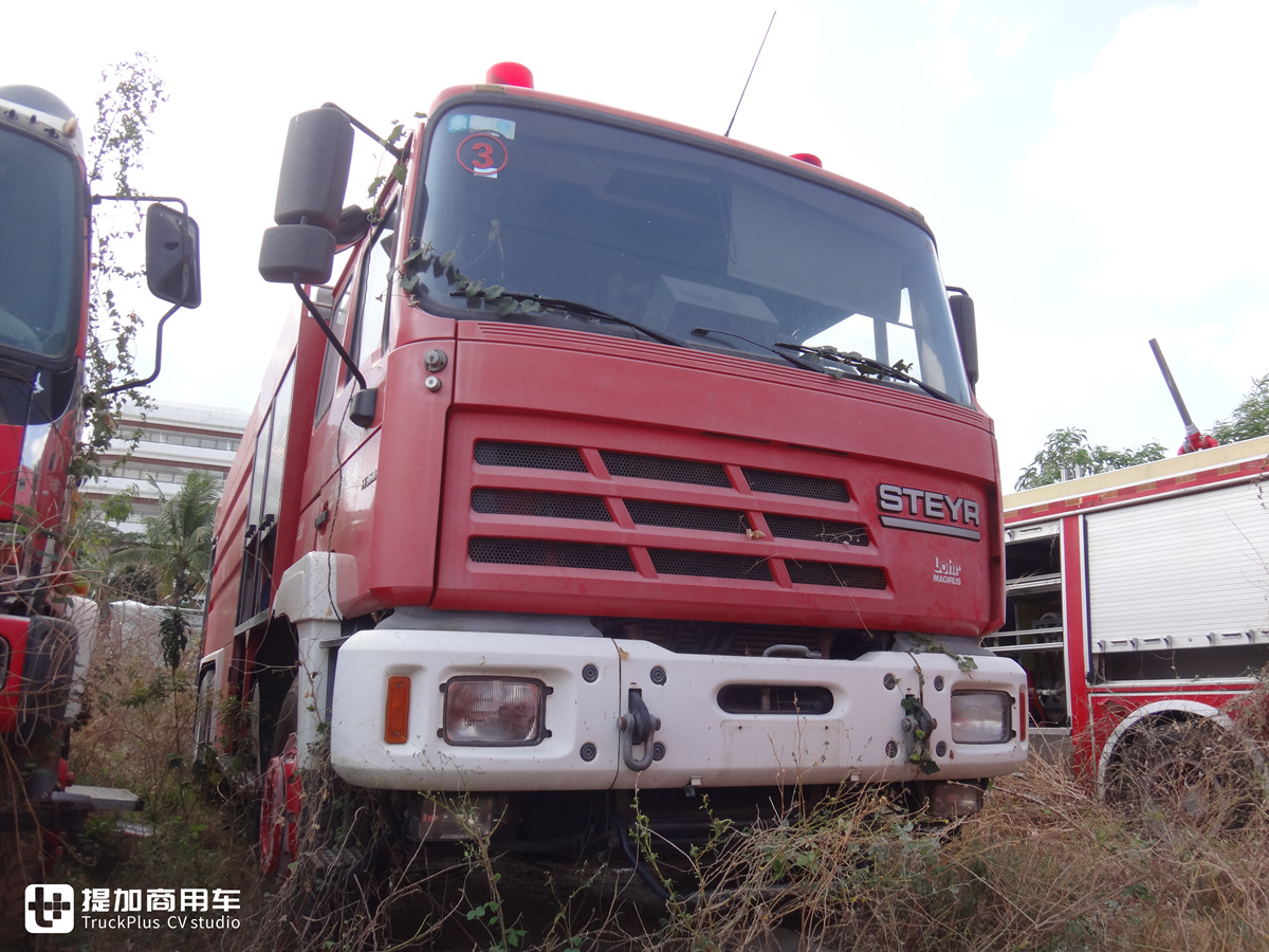 斯太尔消防车老款,中国斯太尔军用消防车图片