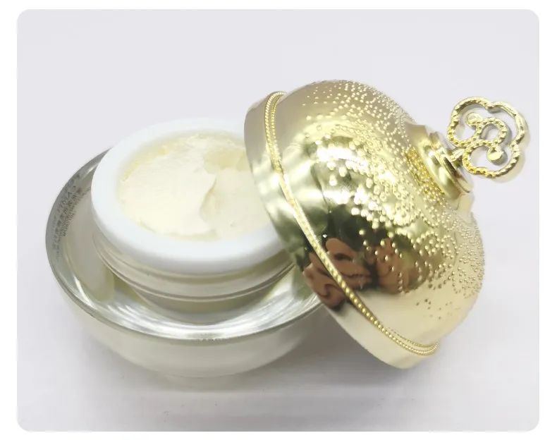 秋天,比第一杯奶茶更重要的是这款神仙贵妇膏,它将释放你的美