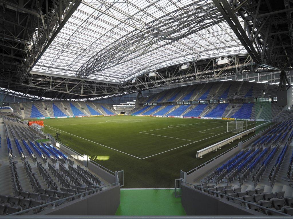 最好的封闭球场,中国全封闭球场