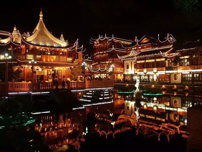 这一份公交交通指南，带你玩转上海各大景点