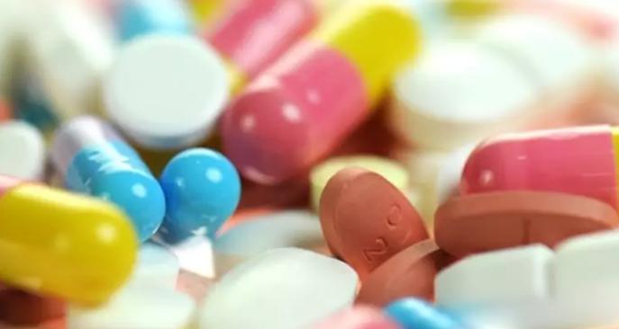 孕期维生素吃多了会损伤肝功能吗,维生素e乳导致胎儿畸形