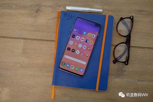 三星s10+在2022年值得入手吗,三星s10+手机价格是多少