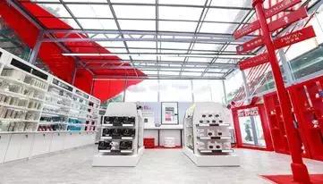 大家庭过年热门话题,过年时家分为几个区域