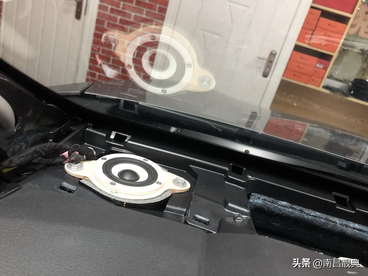 必伟汽车音响喇叭好不好，试听下南昌靓典改装后的丰田亚洲龙