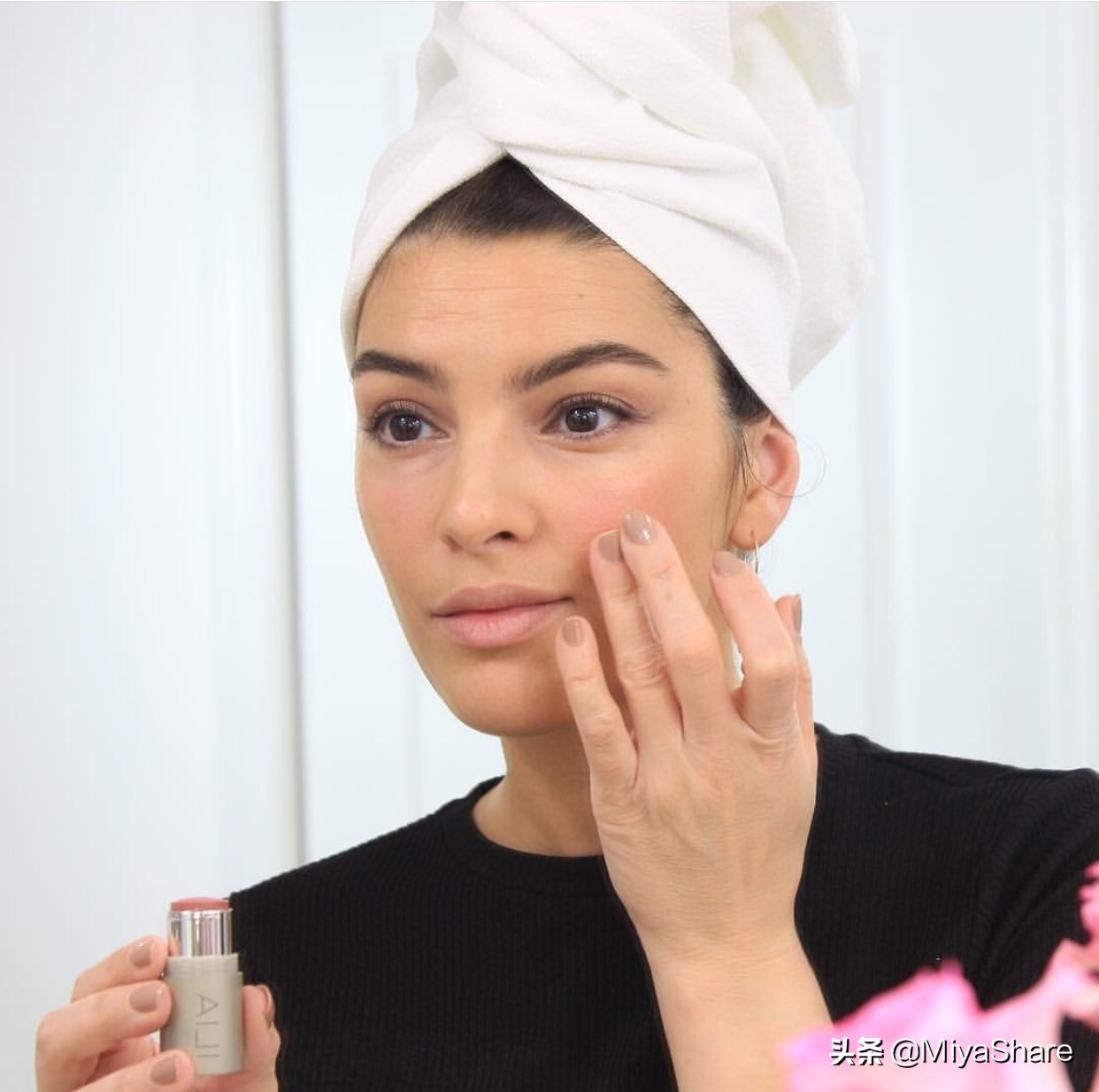 洗脸水哪个对皮肤好用又实惠,用错洗面奶会长痘吗