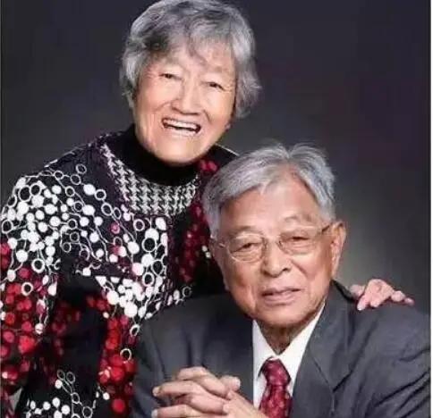 只能自己摸索前进文案,在摸索中前进是谁说的