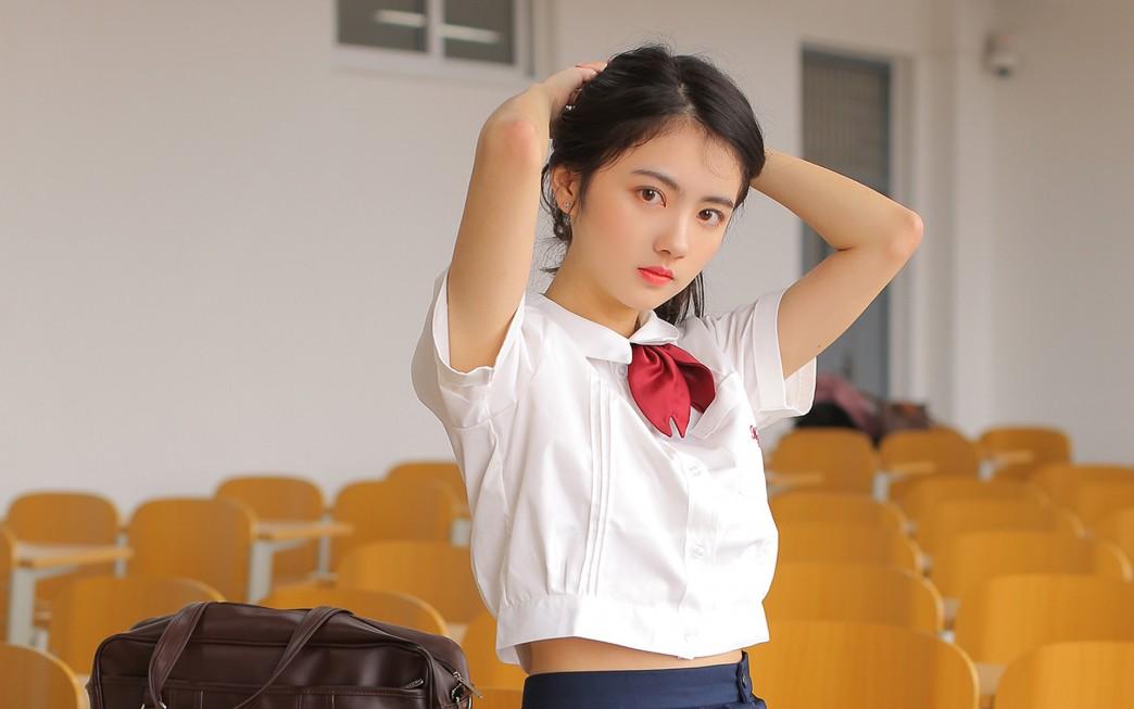 如何高情商征服女孩子,如何高情商的讨女生欢心