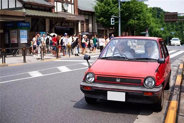 比起奥拓，这款1983年的本田初代CITYR怎么样？