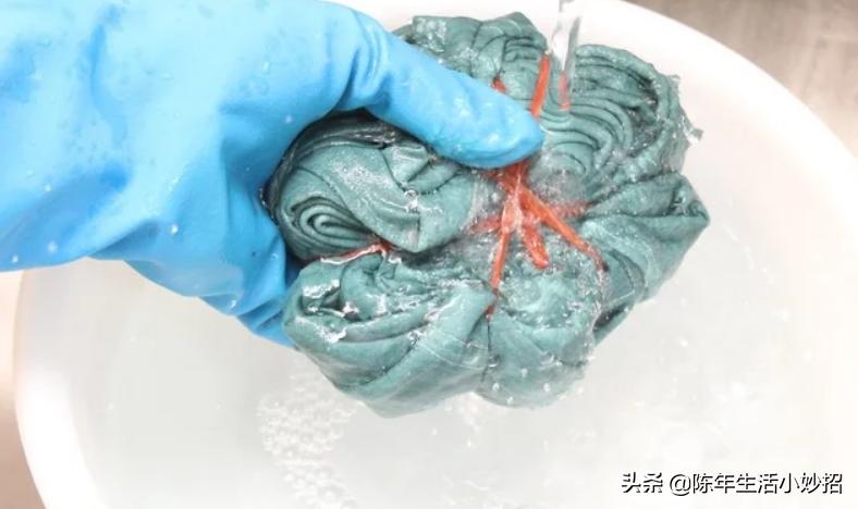 衣服扎染教程新手入门,扎染有图案的衣服