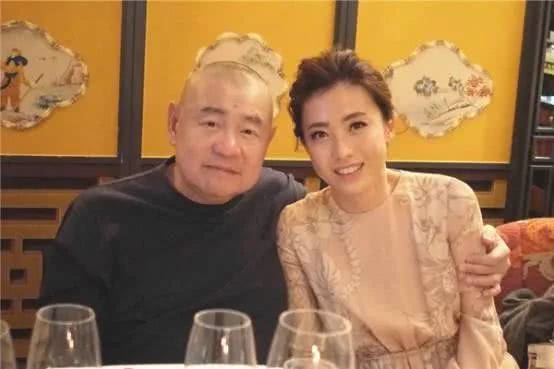 甘比回应刘銮雄帮李嘉欣联系医生,甘比牵手刘銮雄现状