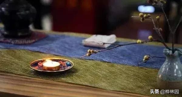 居士意思就是在家修行吗,居士需要奉行什么戒律