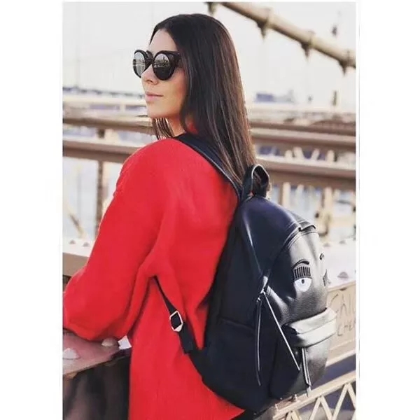 欧美时尚双肩包搭配,奢侈品好看的包包推荐