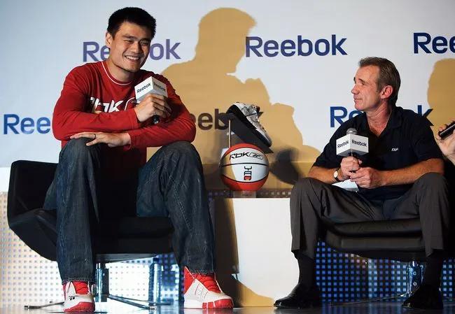 姚明与耐克的故事,姚明耐克合同