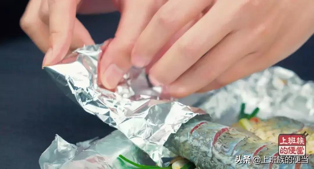 原来在家烤鱼这么简单做法和技巧,烤鱼这样做比烧烤店的还好吃