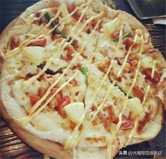 #吃遍大连#披萨的诱惑!一个蕴藏着芝士力量的神物