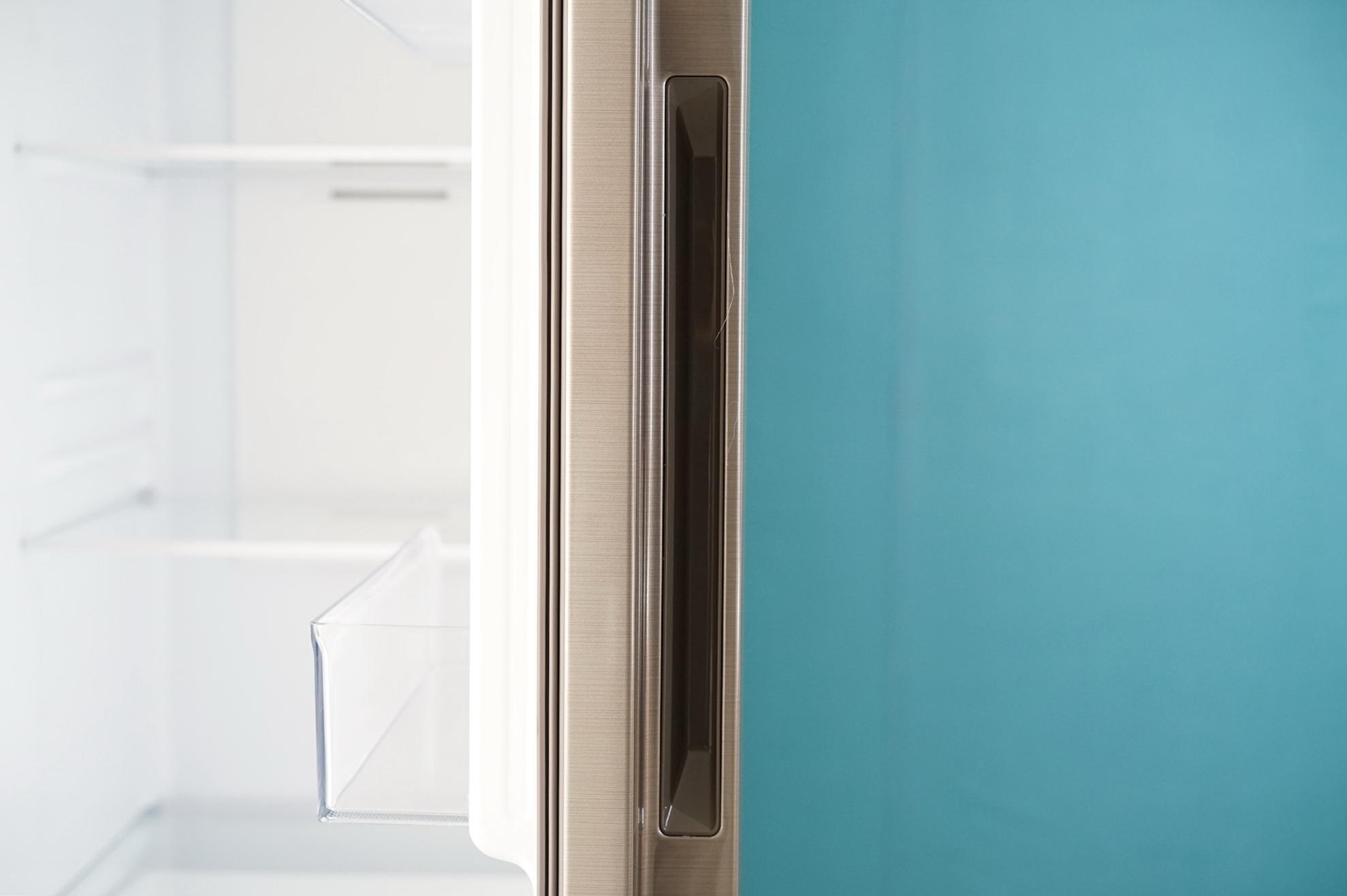 647mm纤薄机身,时尚设计:海尔BCD-515WDPD对开门冰箱