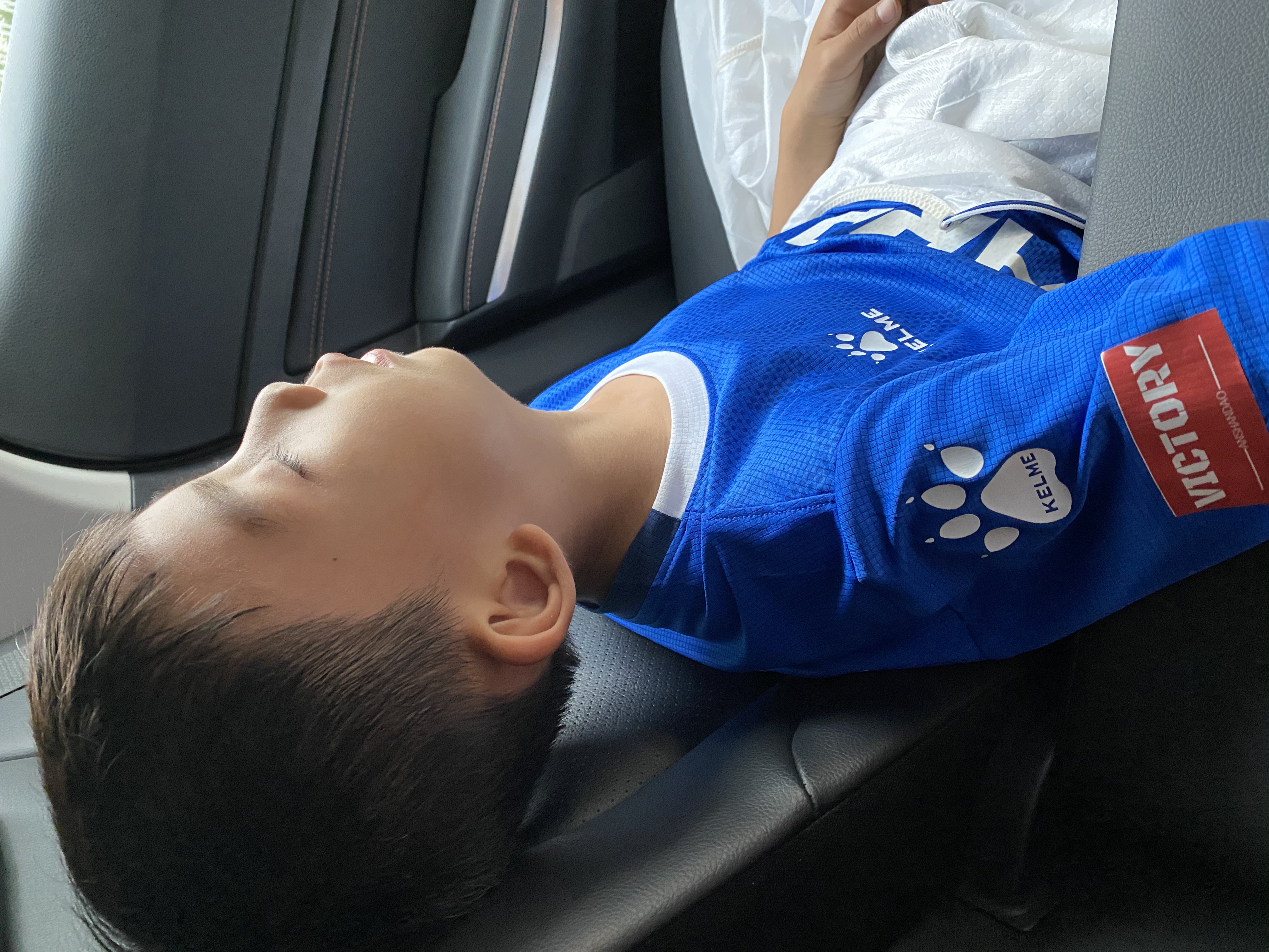 热爱踢球却踢不好,踢球是为了什么