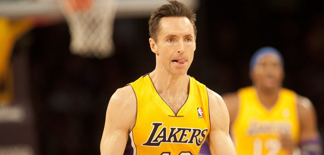 一人拿球九人慌集锦,一人拿球九人紧张传球视频