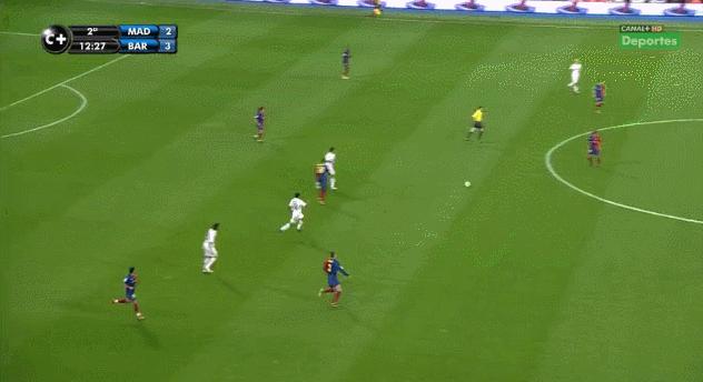 最强大脑哈维天下足球,最强大脑哈维中场秀